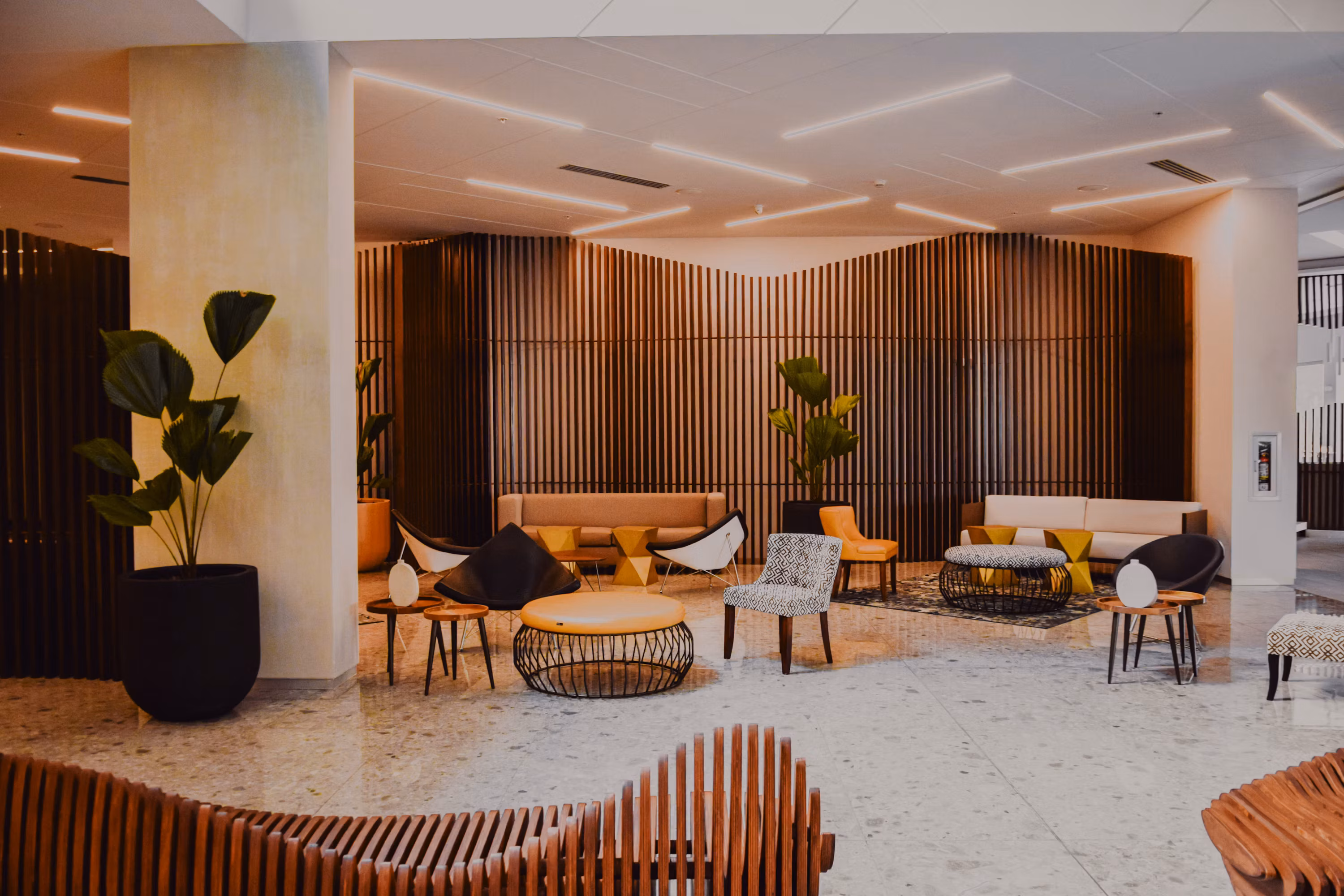 Lobby o habitación de hotel.